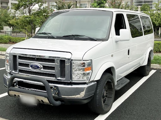 2015年式 フォード E150