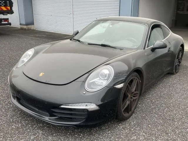2012年式　ポルシェ　911　カレラ